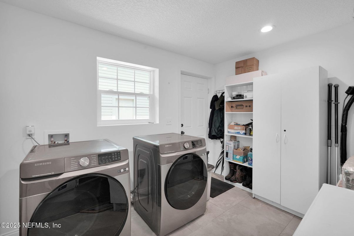 Interior, Recessed Lighting, Washer