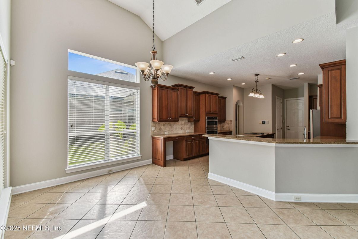 Chandelier, Interior, Kitchen, Pendant Lights, Recessed Lighting