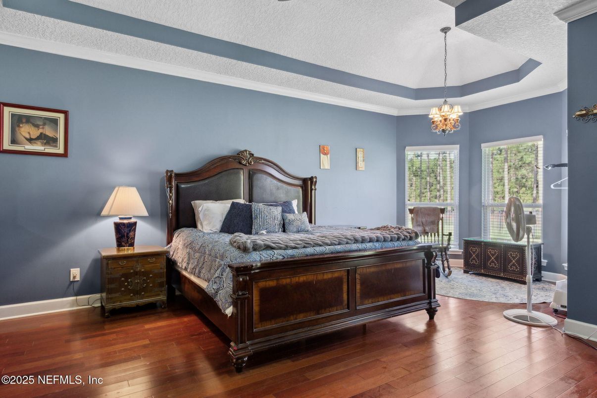 Bedroom, Interior, Pendant Lights, Wood Texture Flooring