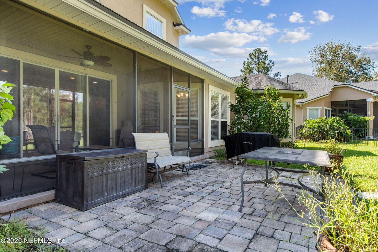 Exterior, Hot Tub, Playground