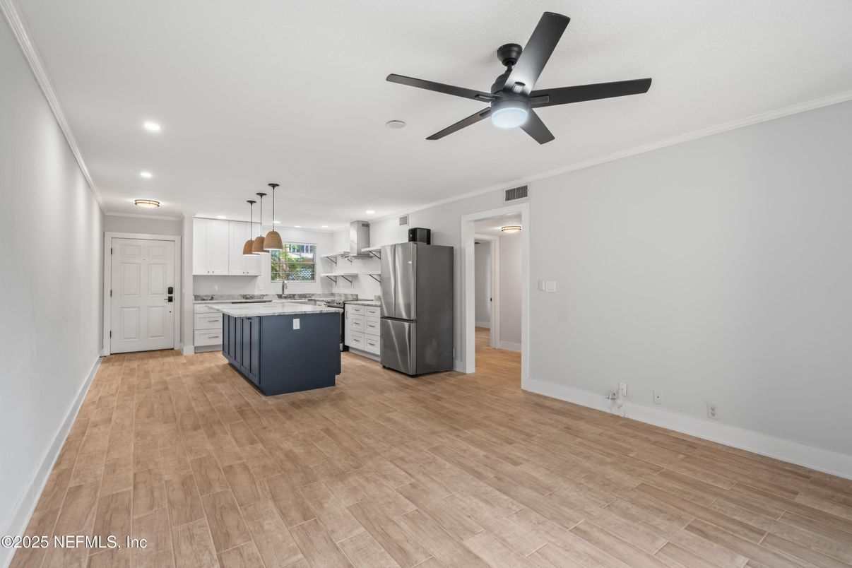 Interior, Kitchen, Pendant Lights, Recessed Lighting, Wood Texture Flooring
