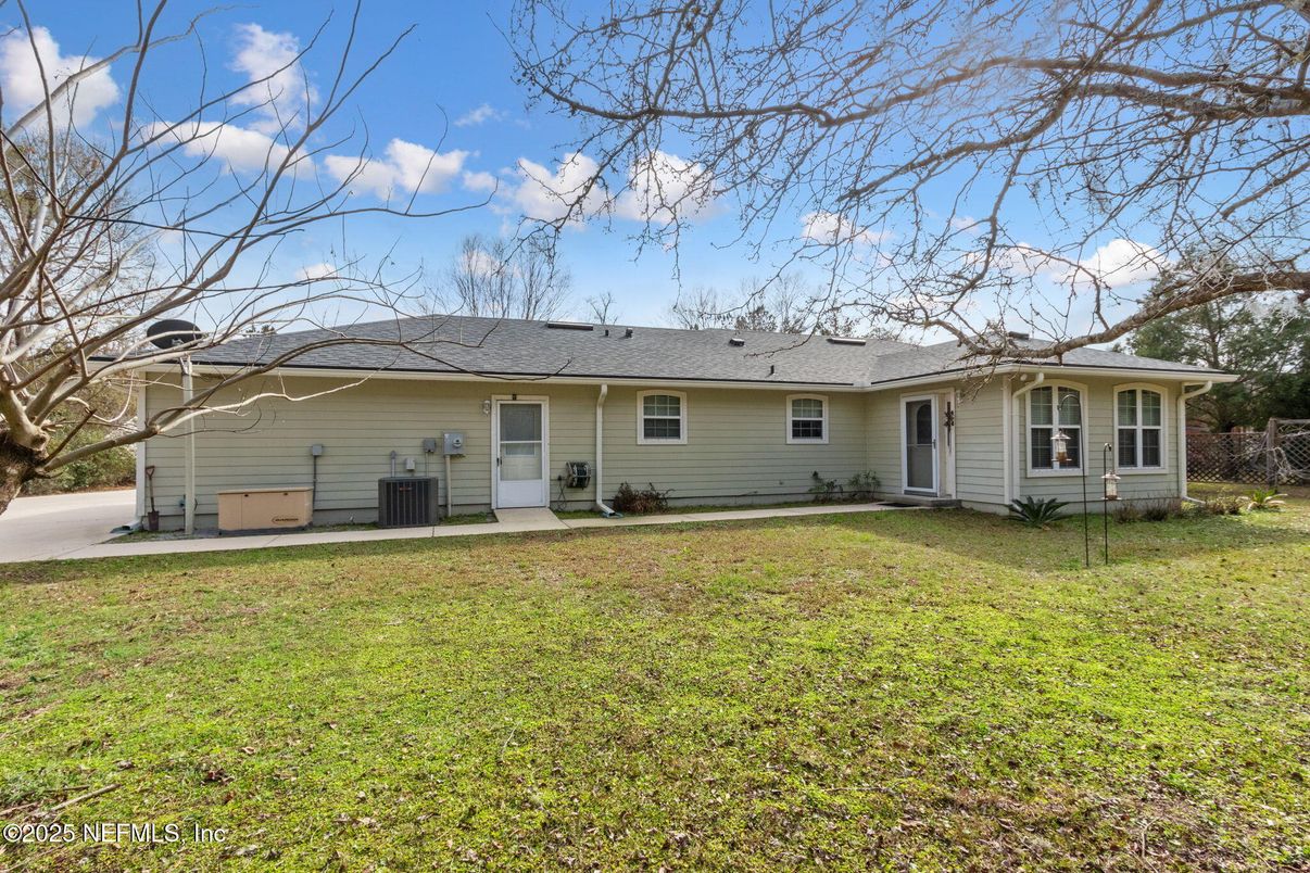 Backyard, Exterior