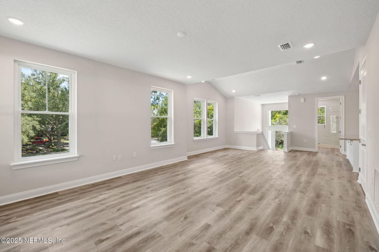 Empty room, Interior, Recessed Lighting, Wood Texture Flooring