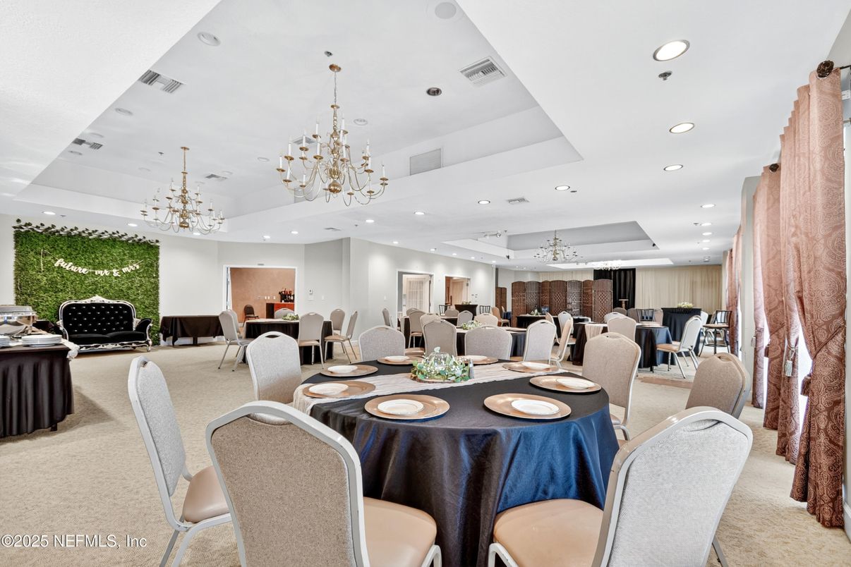 Chandelier, Dining room, Interior, Recessed Lighting