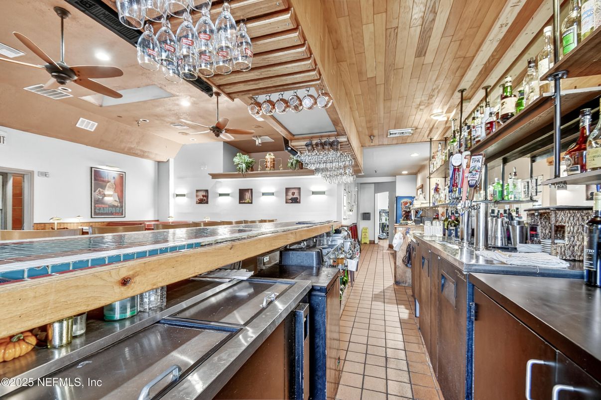 Chandelier, Interior, Recessed Lighting, Wooden Ceilings
