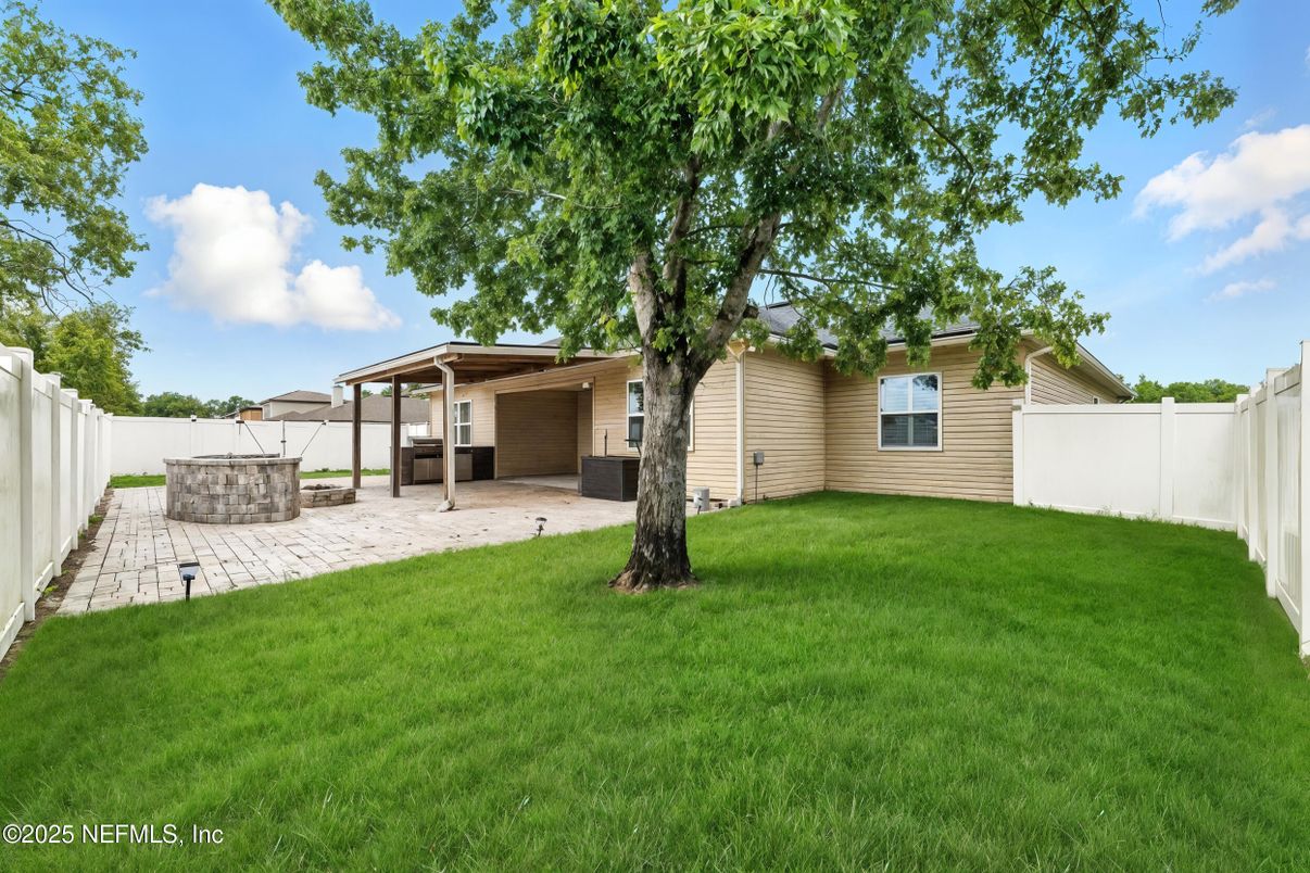 Backyard, Exterior, Hot Tub