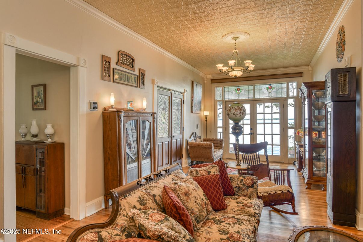 Chandelier, Interior, Living room, Wood Texture Flooring