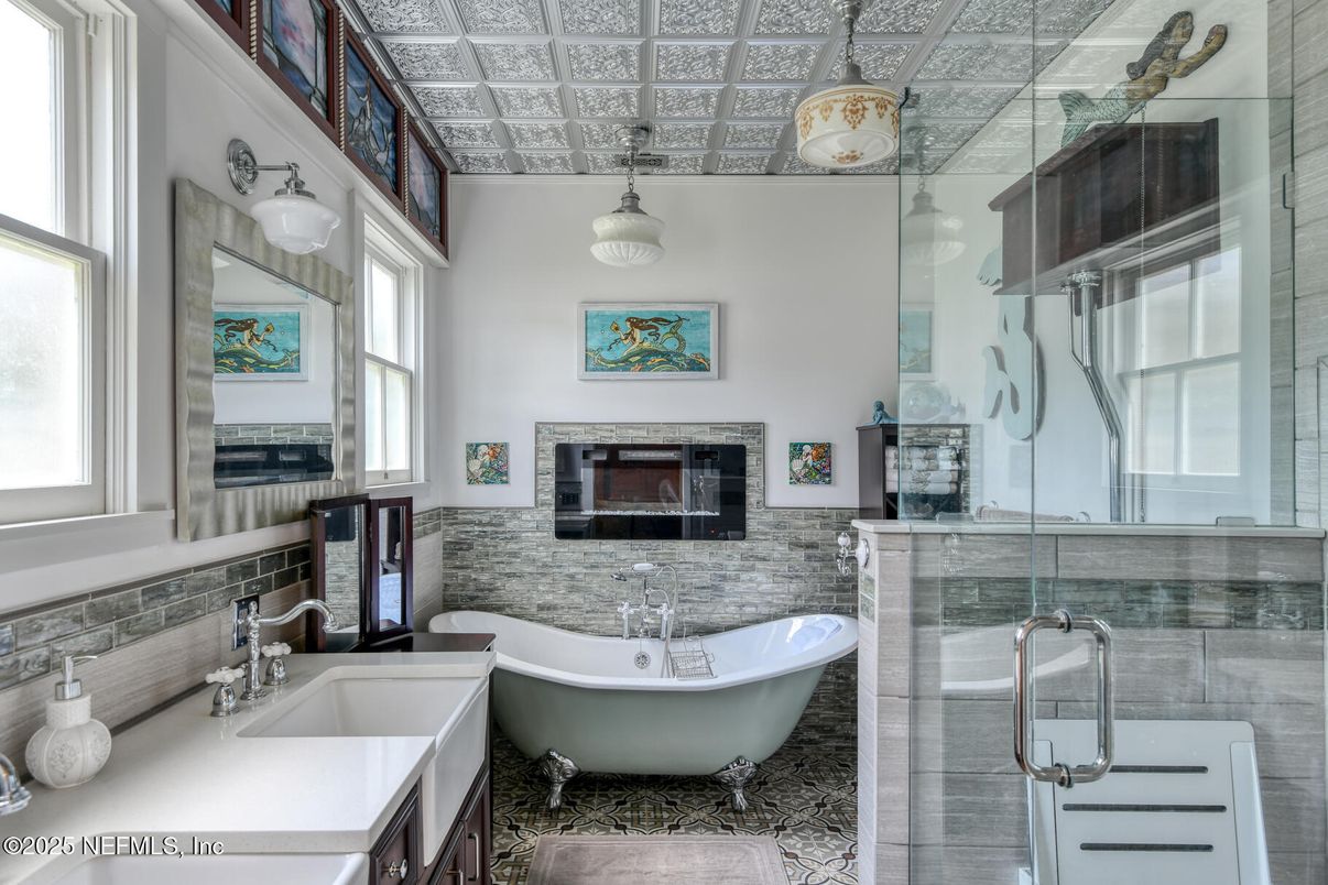 Bathroom, Fireplace, Free Standing Baths, Glass Shower, Interior, Pendant Lights