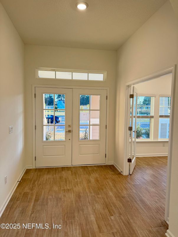 Empty room, Interior, Recessed Lighting, Water, Wood Texture Flooring