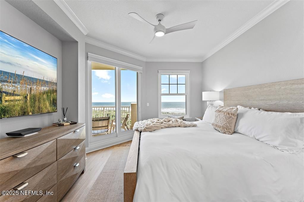 Bedroom, Interior, Water, Wood Texture Flooring