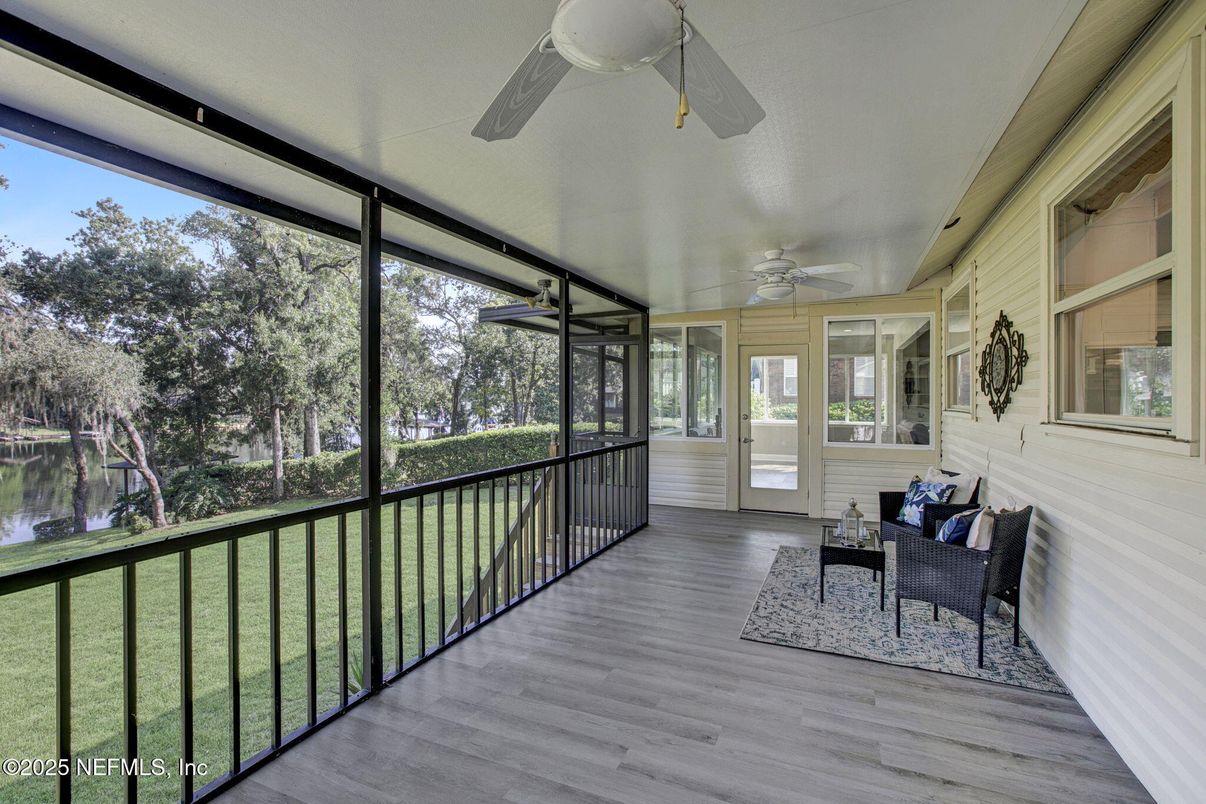 Interior, Sun Room, Wood Texture Flooring