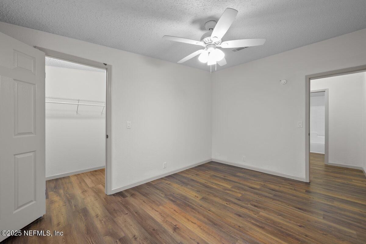 Empty room, Interior, Walk-in Closets, Wood Texture Flooring
