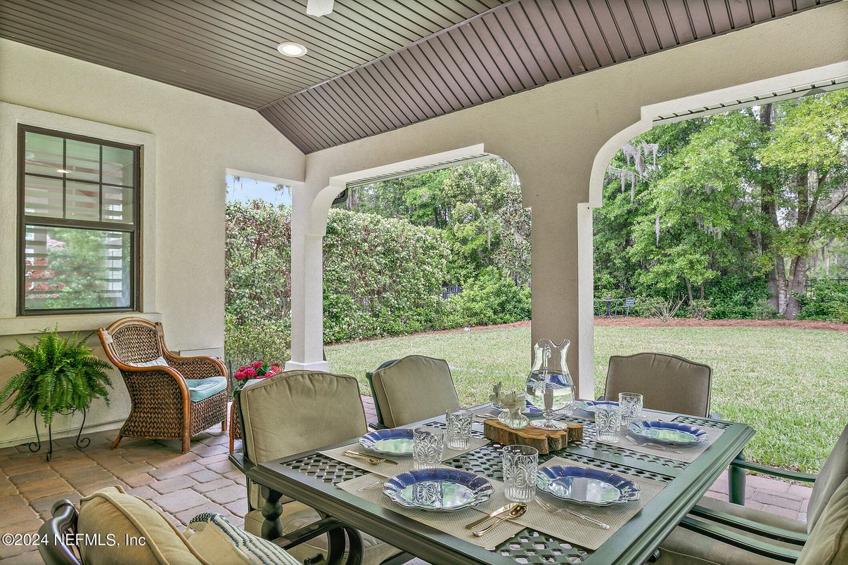 Backyard, Exterior