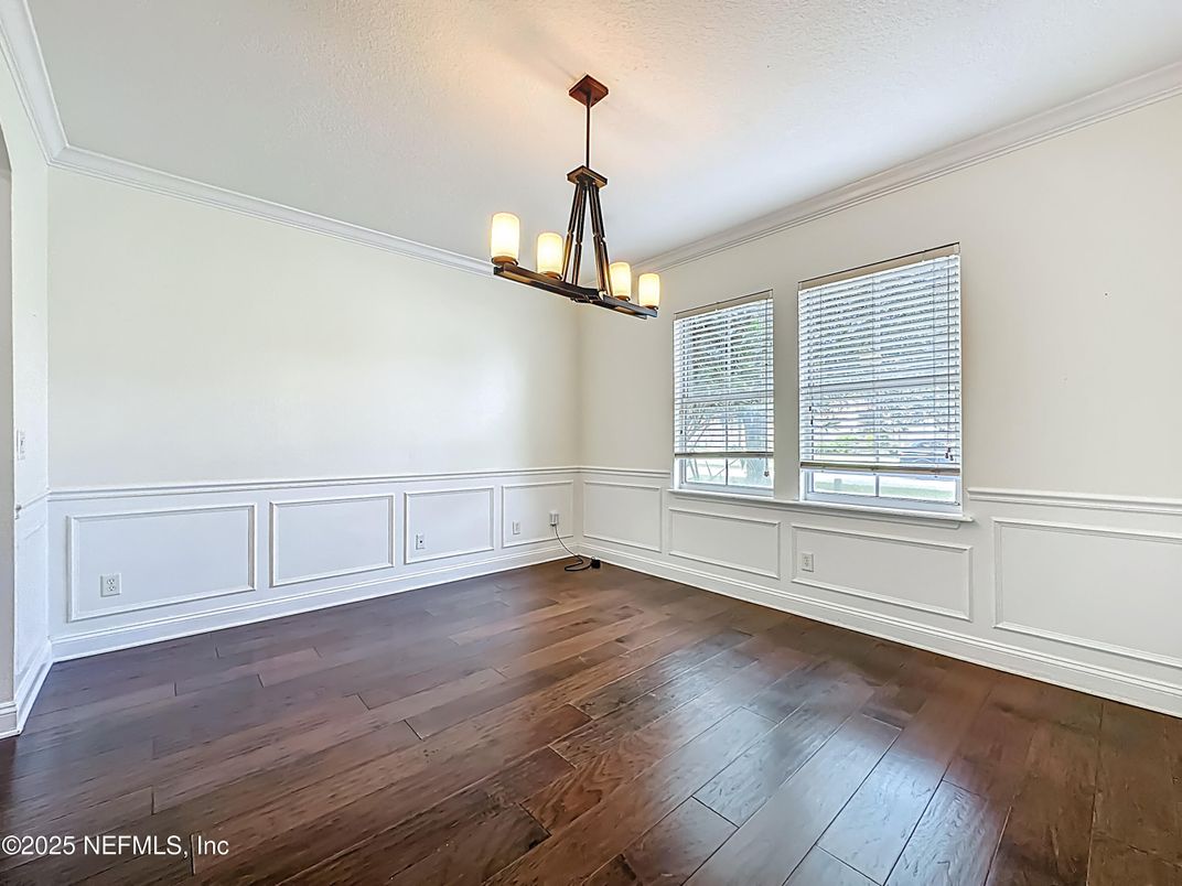 Chandelier, Empty room, Interior, Pendant Lights, Wood Texture Flooring