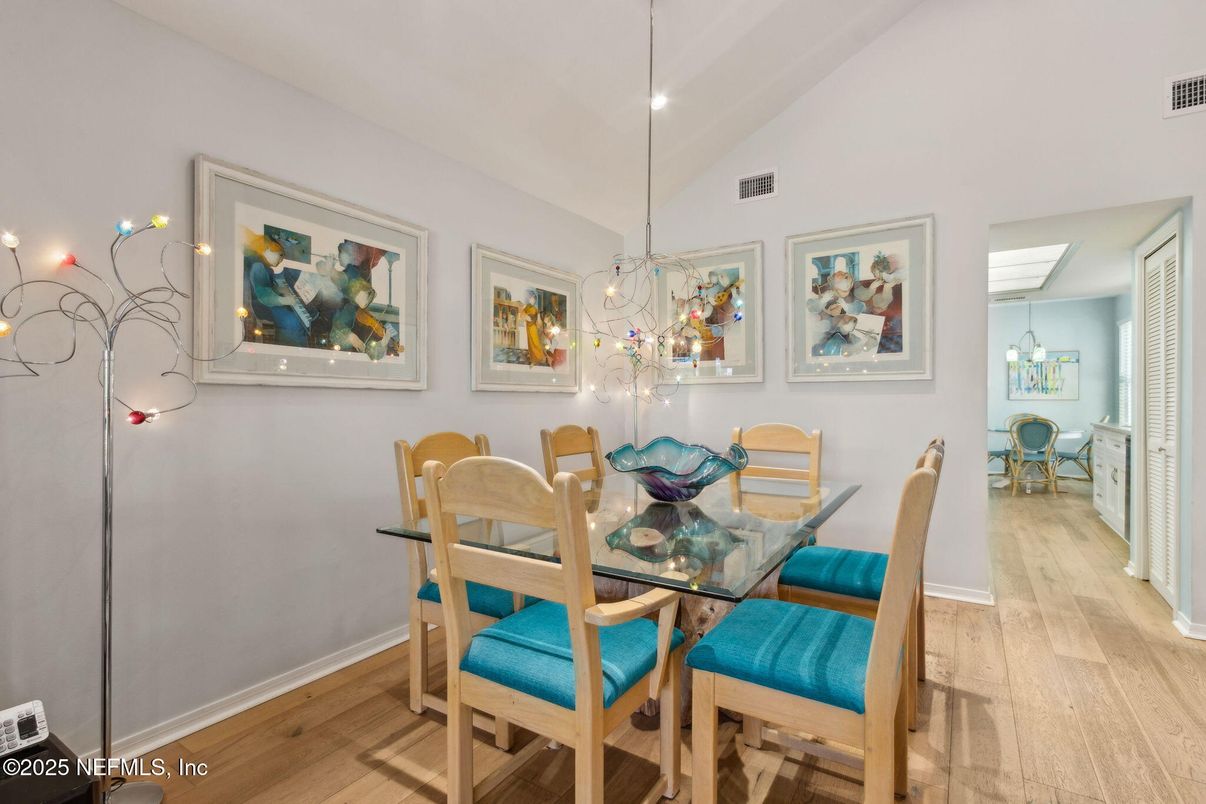 Dining room, Interior, Pendant Lights, Recessed Lighting, Wood Texture Flooring