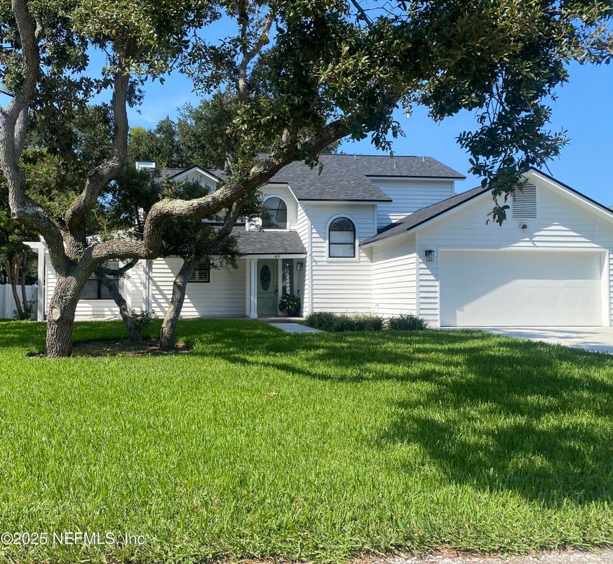 Attached, Backyard, Exterior, Facade, Split Level