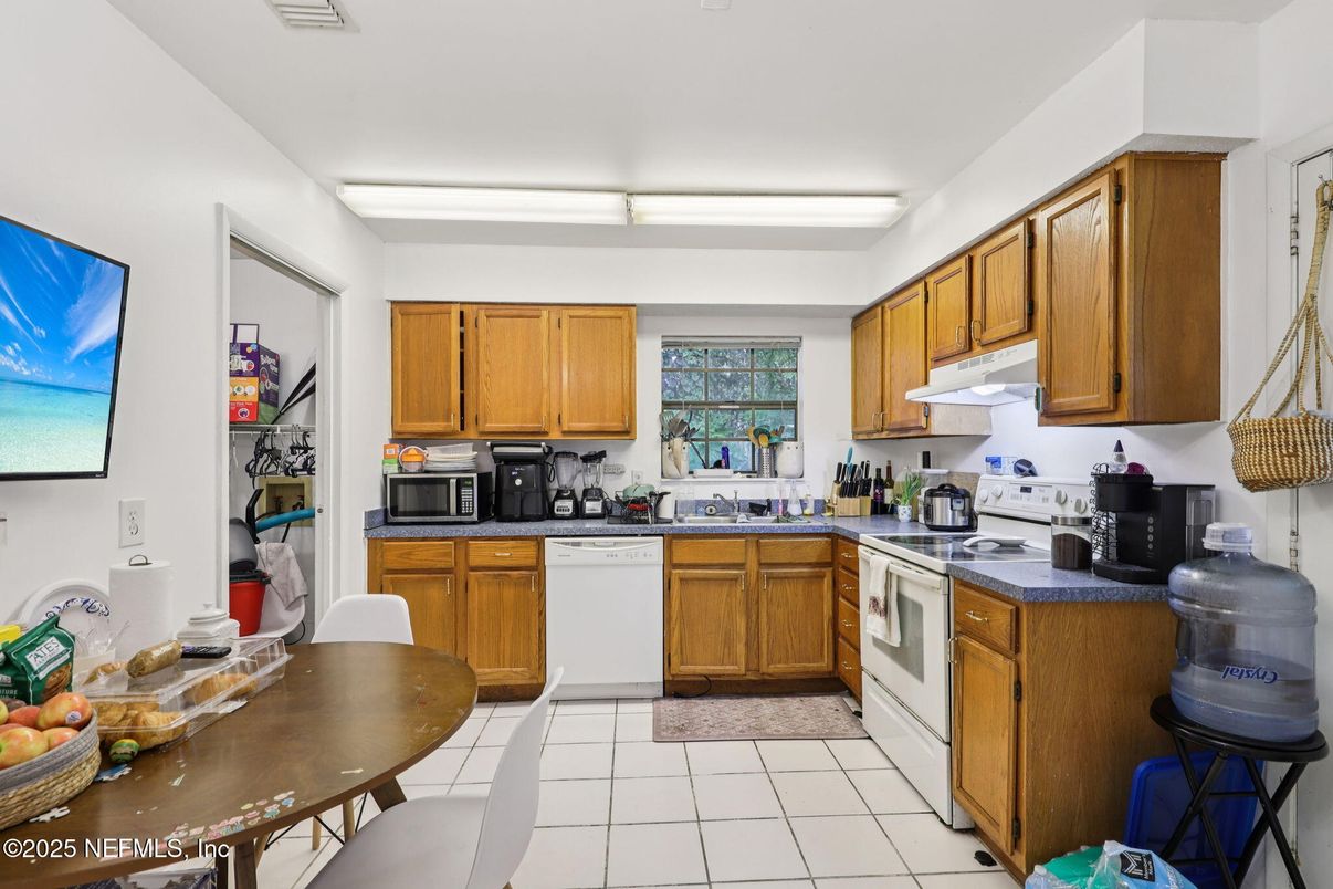 Dining room, Interior, Kitchen