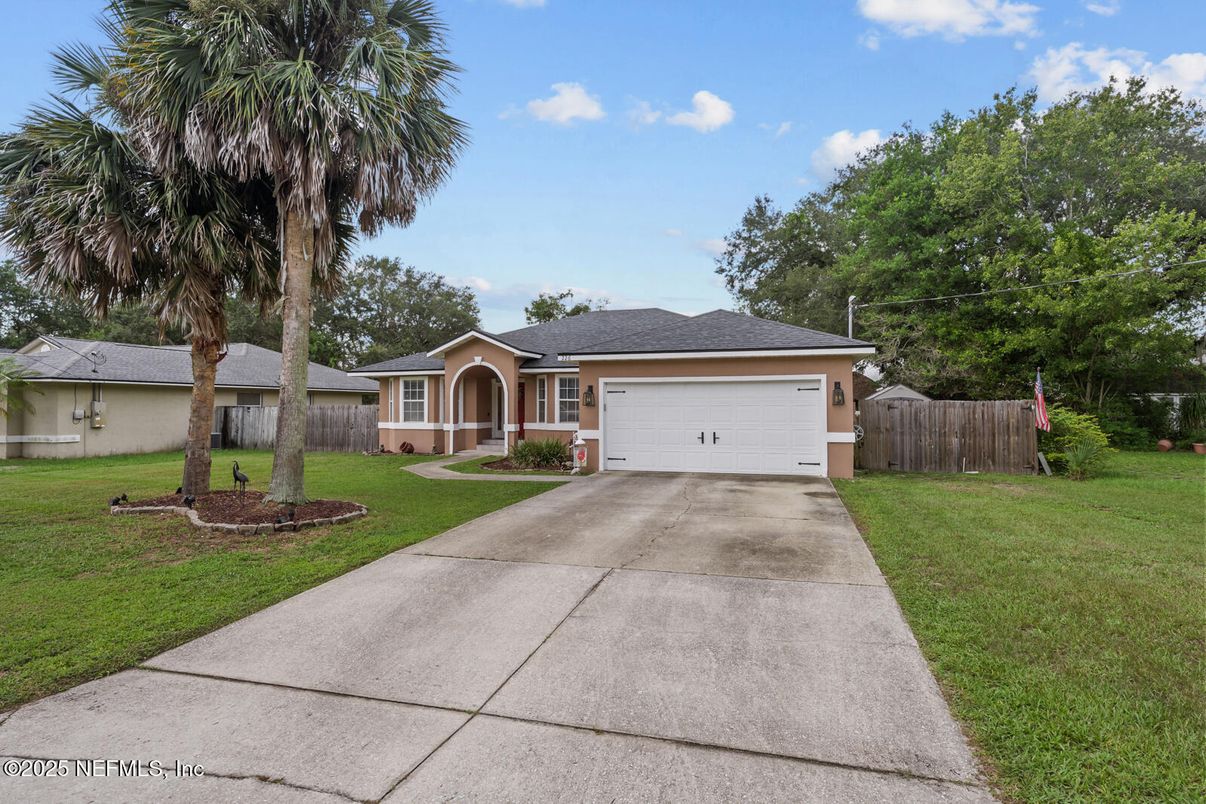 Attached, Backyard, Exterior, Facade, Ranch