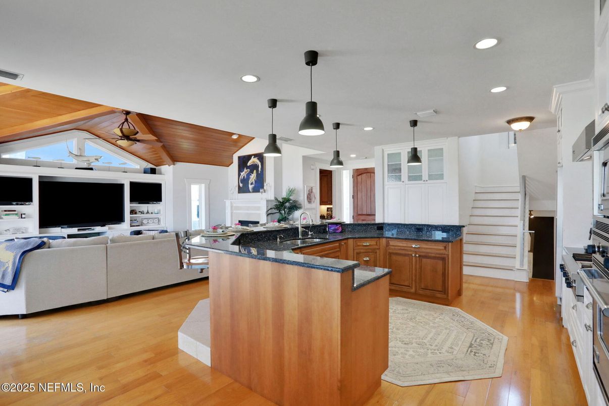 Interior, Kitchen, Living room, Pendant Lights, Recessed Lighting, Wooden Ceilings, Wood Texture Flooring