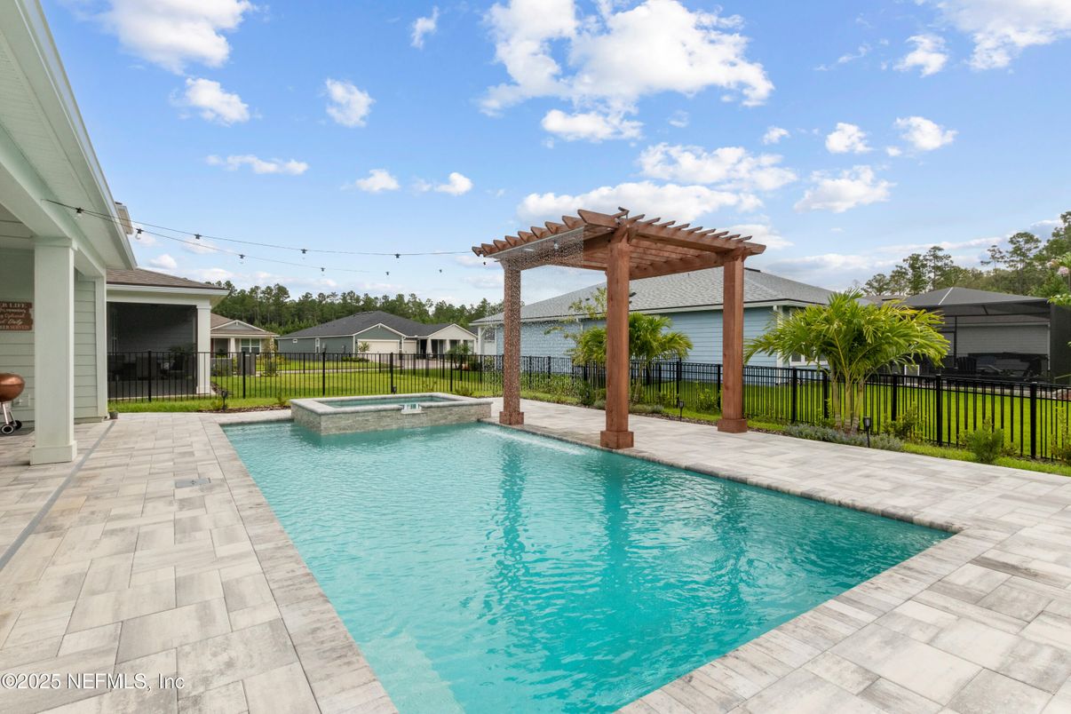 Exterior, Pool, Water