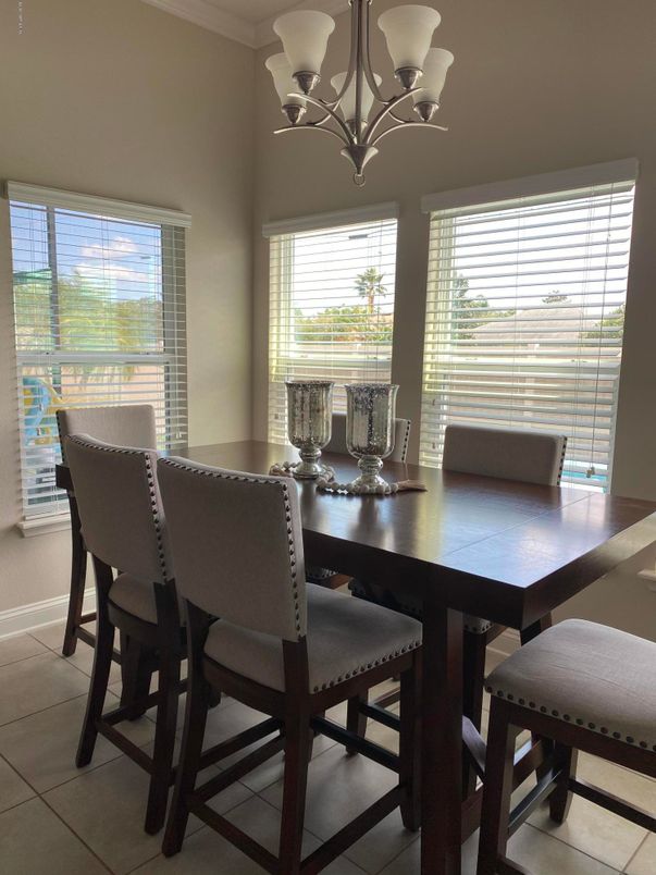 Chandelier, Dining room, Interior