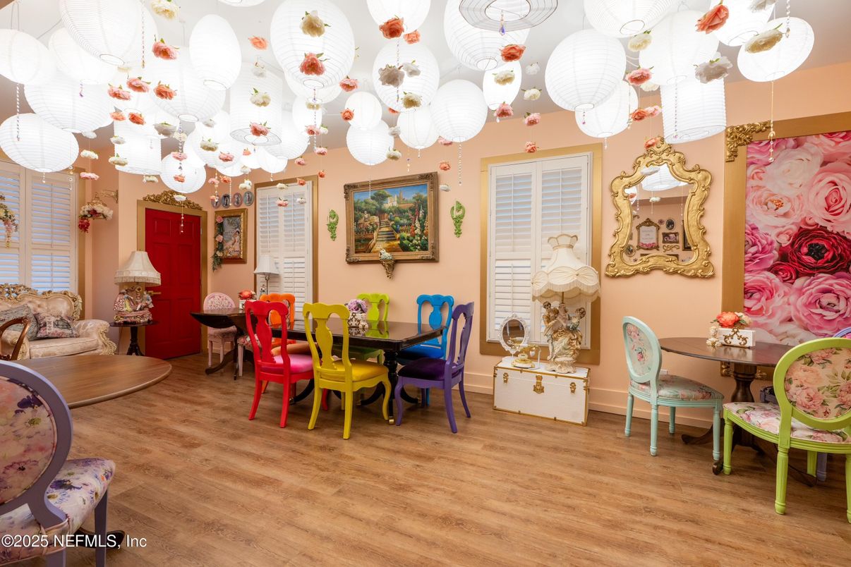 Chandelier, Dining room, Interior, Wood Texture Flooring