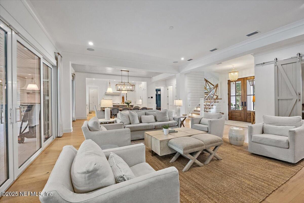 Chandelier, Dining room, Interior, Living room, Pendant Lights, Recessed Lighting, Wood Texture Flooring