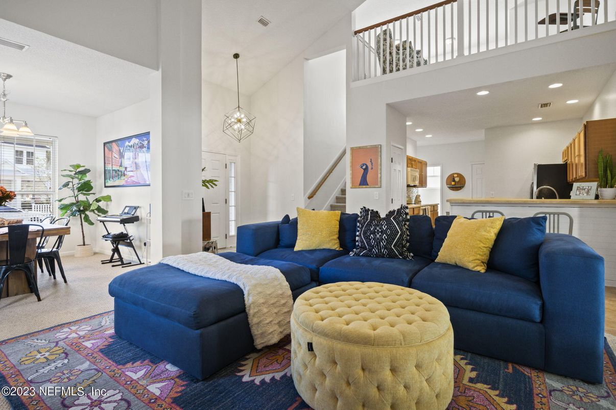 Dining room, Interior, Living room, Pendant Lights, Recessed Lighting