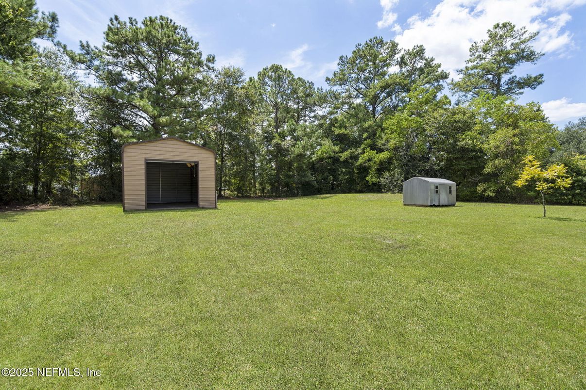 Backyard, Exterior