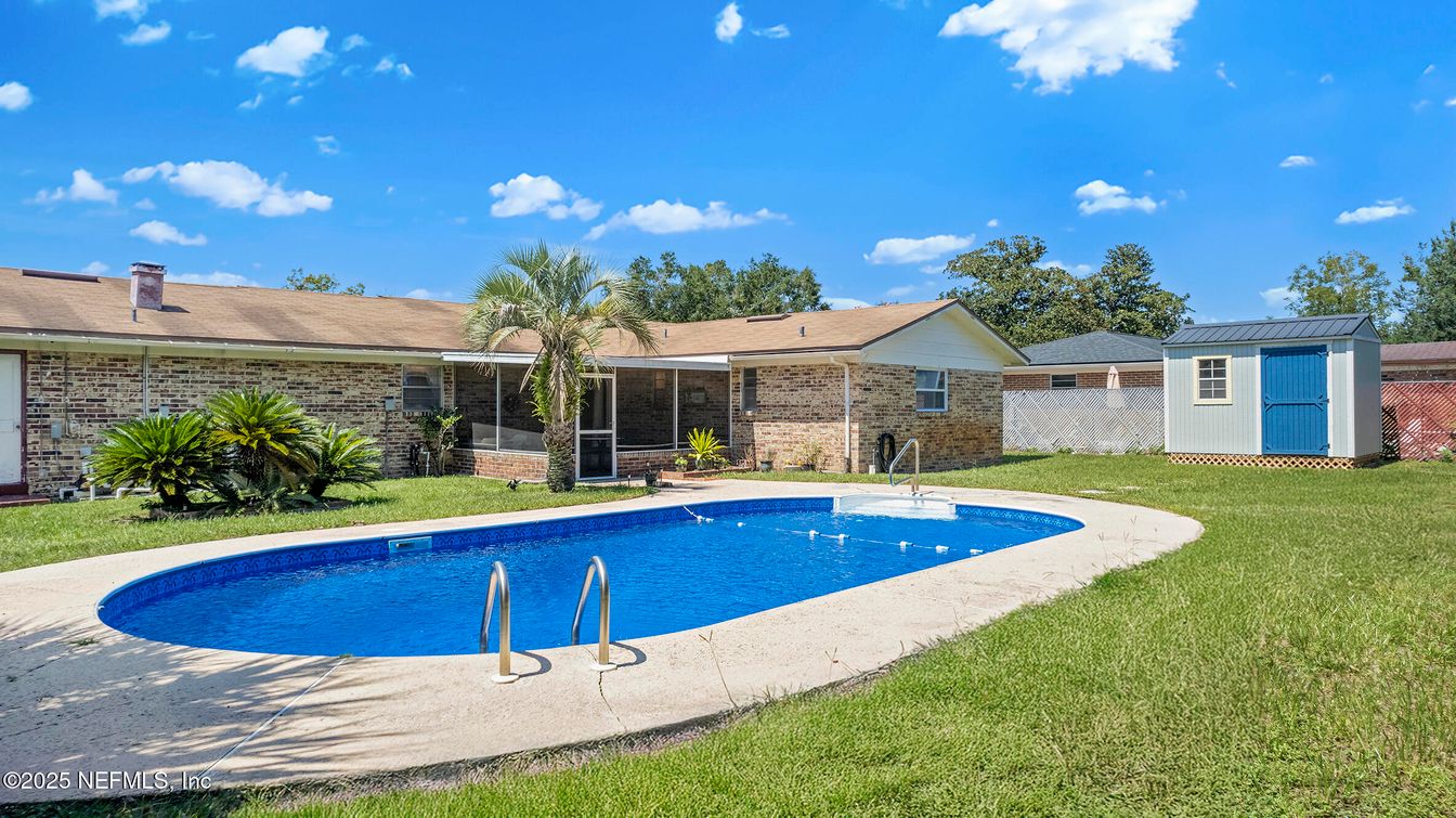 Backyard, Exterior, Pool