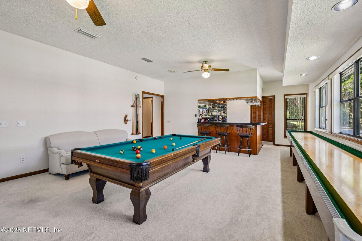 Billiard Table, Game Room, Interior, Recessed Lighting