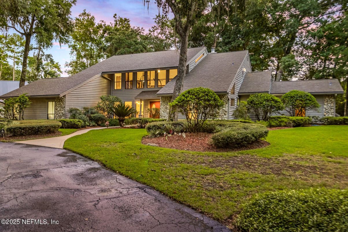 Attached, Backyard, Exterior, Facade, Ranch