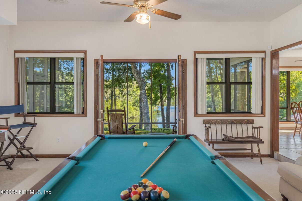 Billiard Table, Game Room, Interior