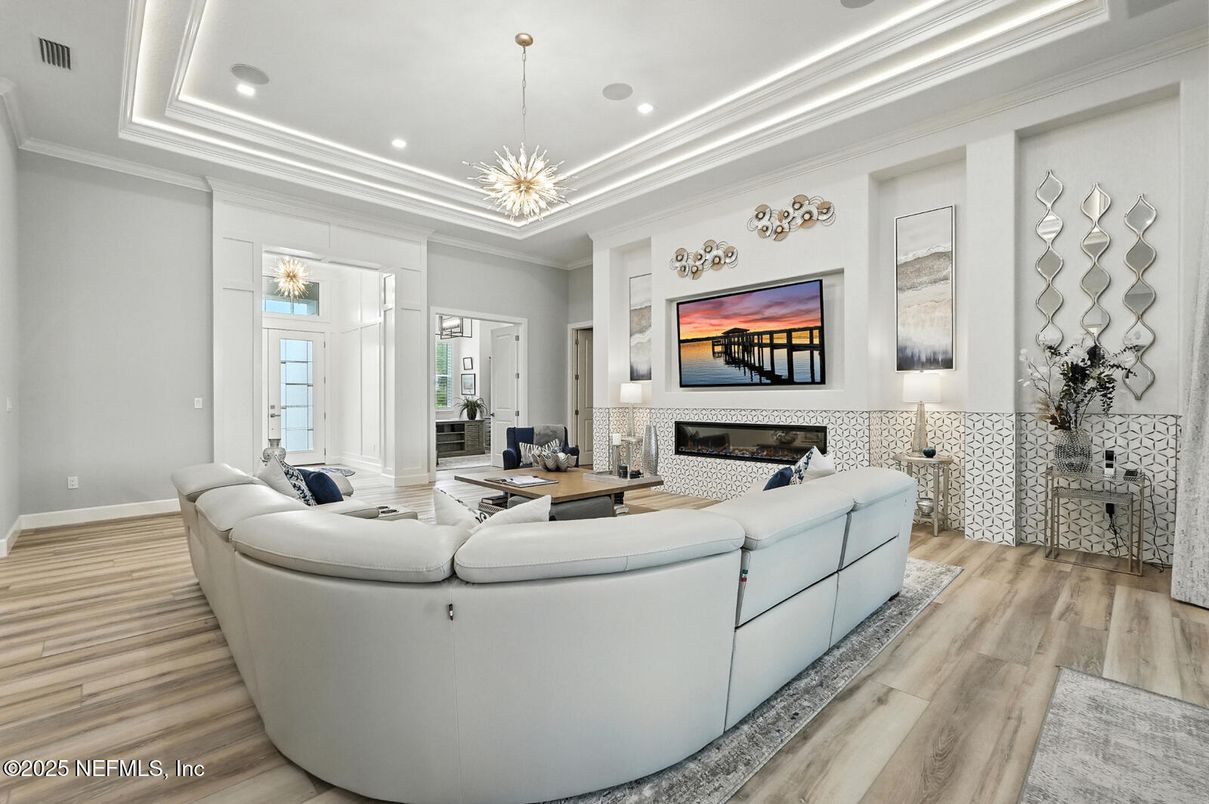 Fireplace, Interior, Living room, Pendant Lights, Recessed Lighting, Wood Texture Flooring