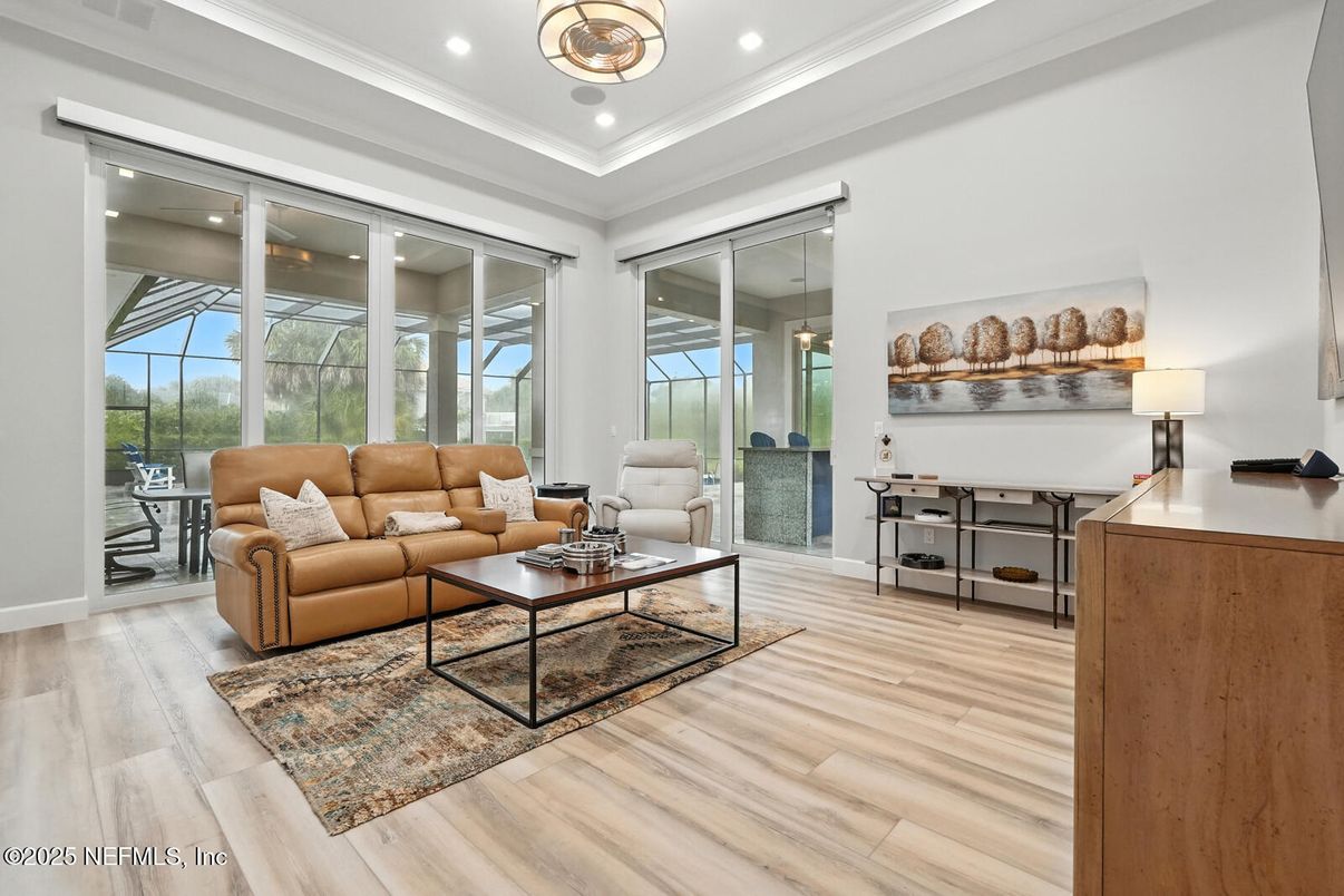 Interior, Living room, Pendant Lights, Recessed Lighting, Wood Texture Flooring