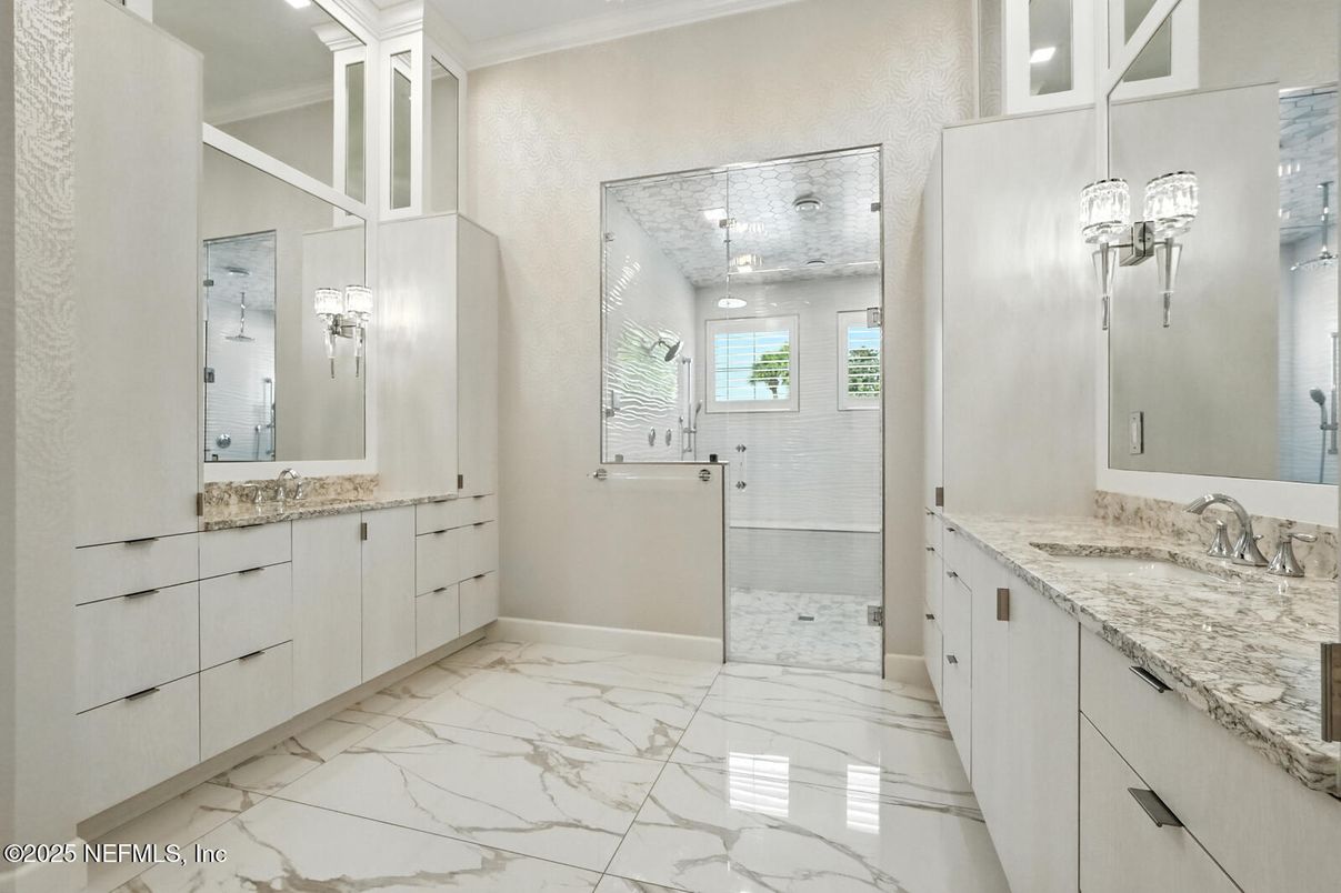 Bathroom, Dual Sink Vanities, Interior, Marble, Recessed Lighting