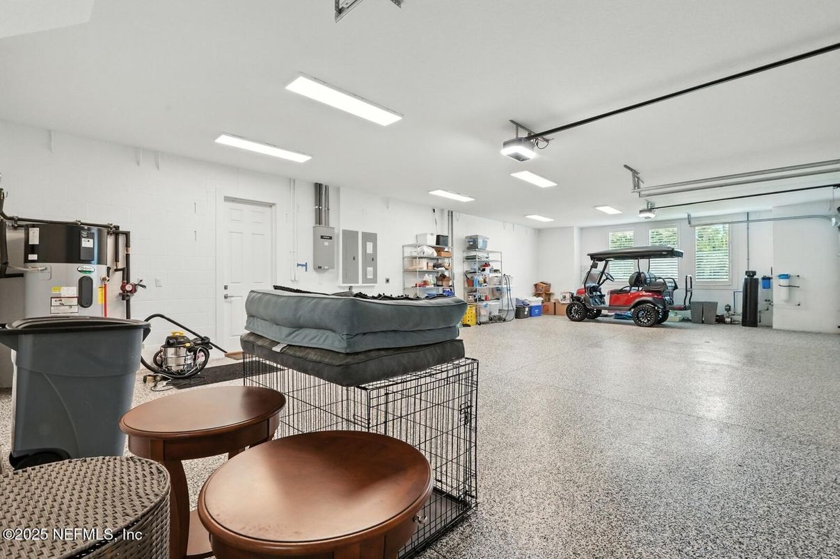 Fitness Equipment, Interior, Recessed Lighting