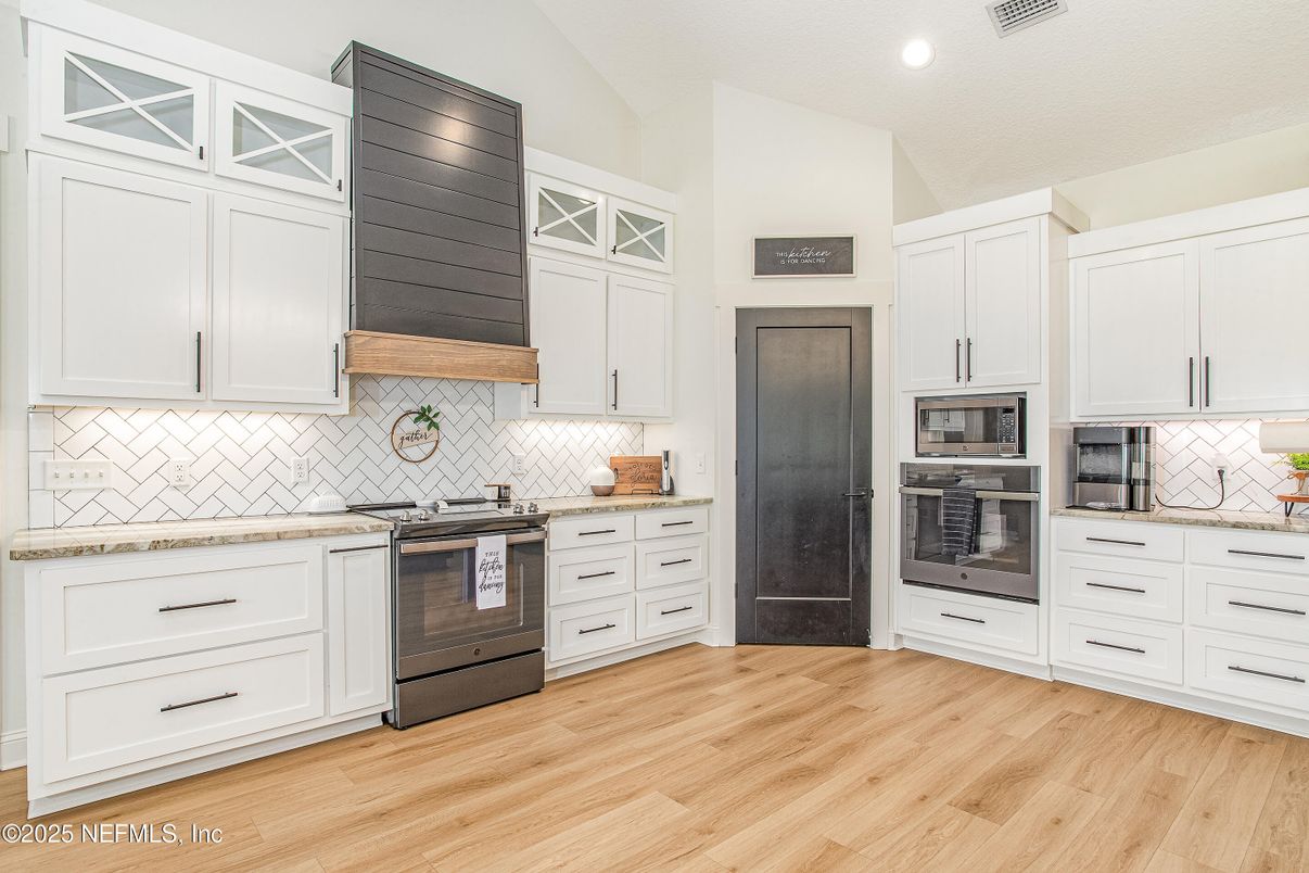 Interior, Kitchen, Recessed Lighting, Wood Texture Flooring
