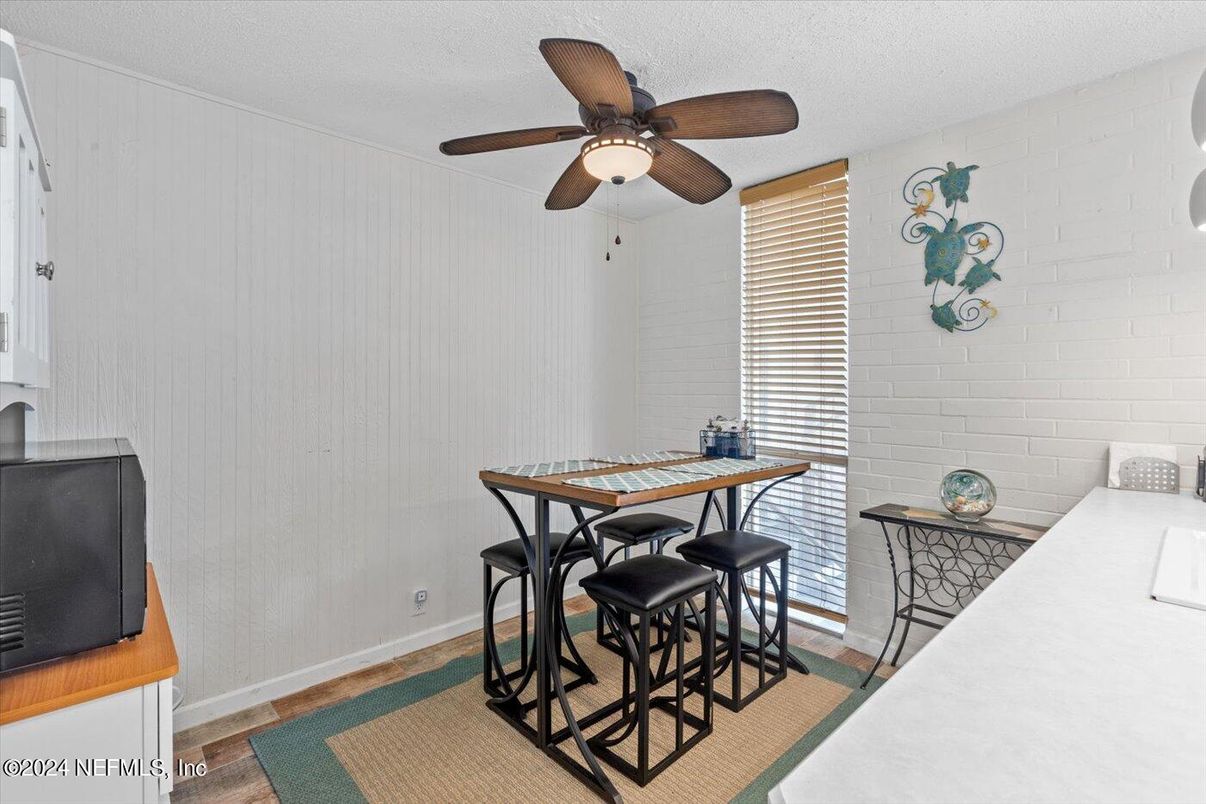 Dining room, Interior
