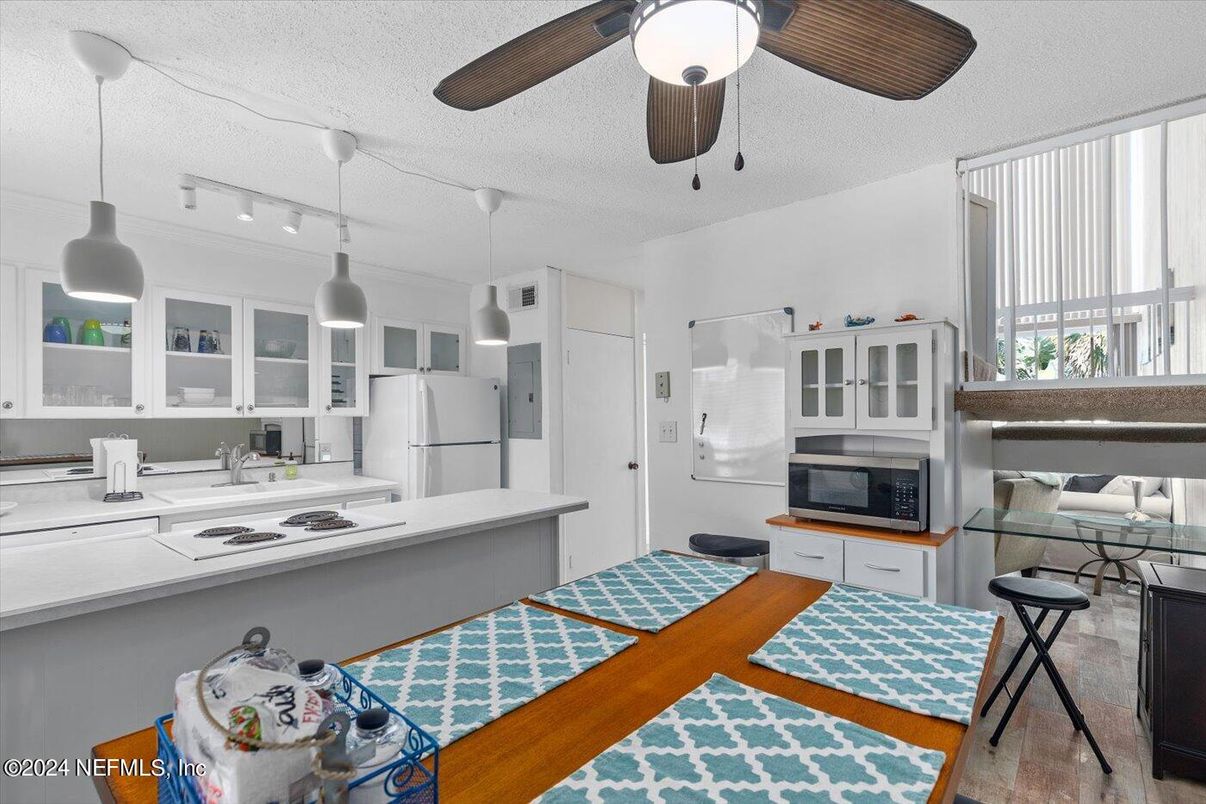 Interior, Kitchen, Pendant Lights