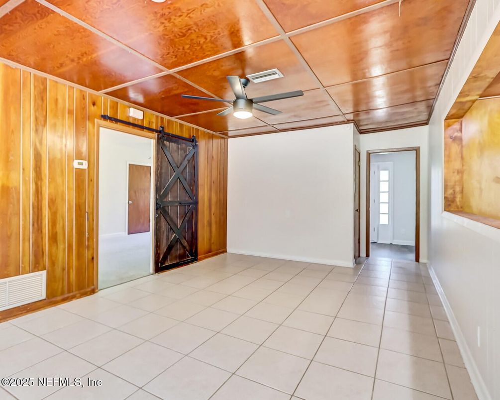 Empty room, Interior, Wooden Walls
