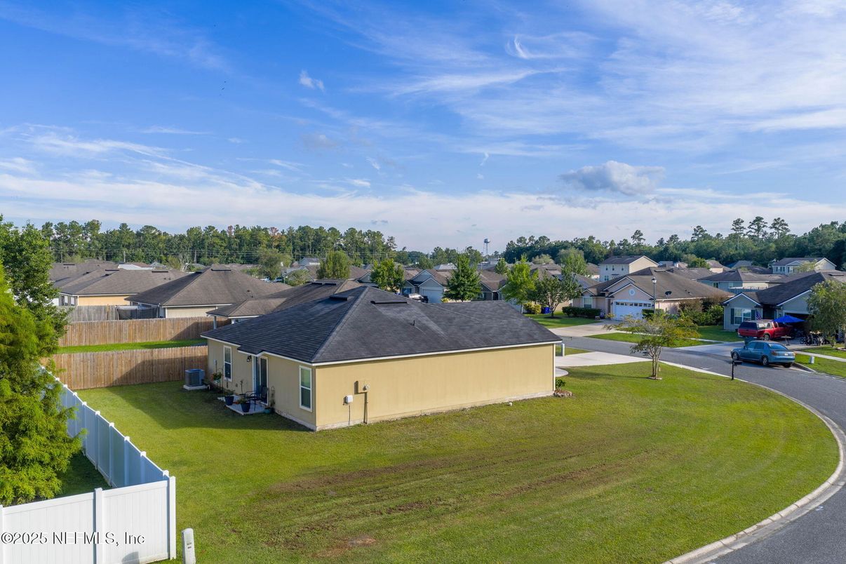 Exterior, Drone