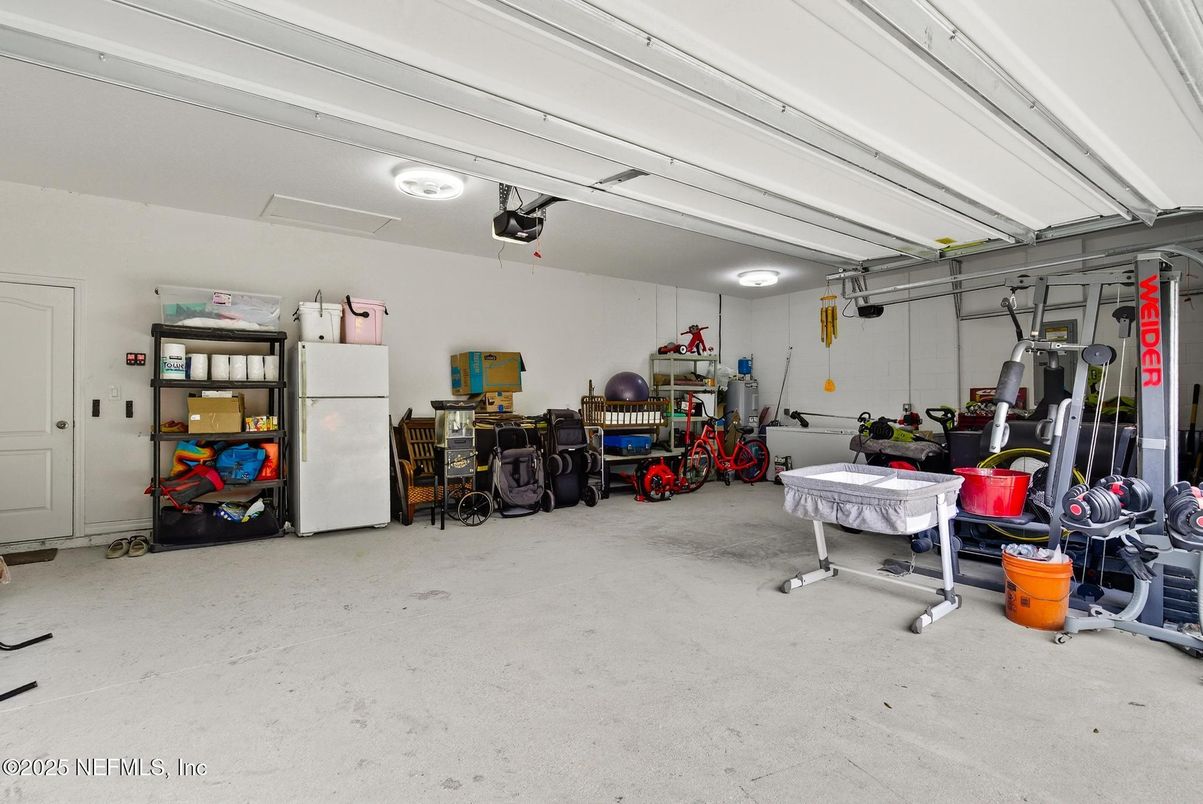 Garage, Interior