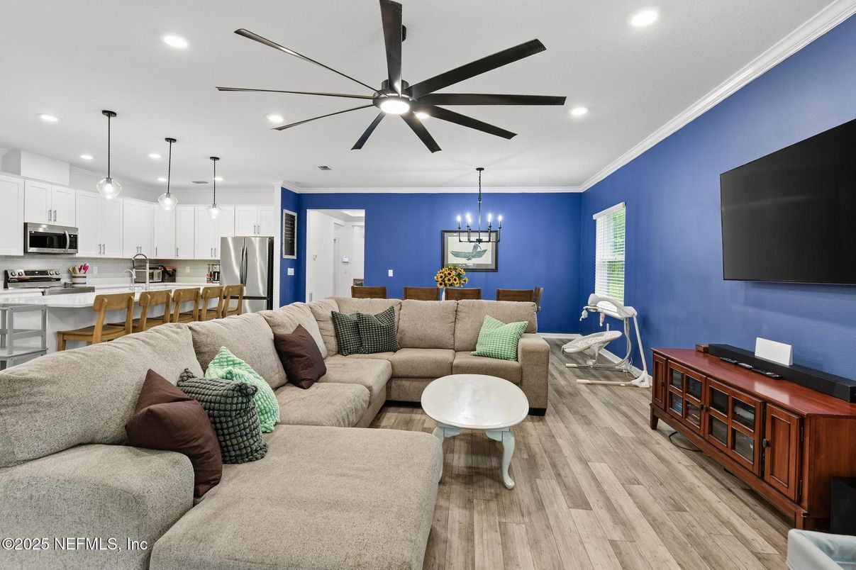 Dining room, Interior, Kitchen, Living room, Pendant Lights, Recessed Lighting, Stainless Steel Appliances, Wood Texture Flooring