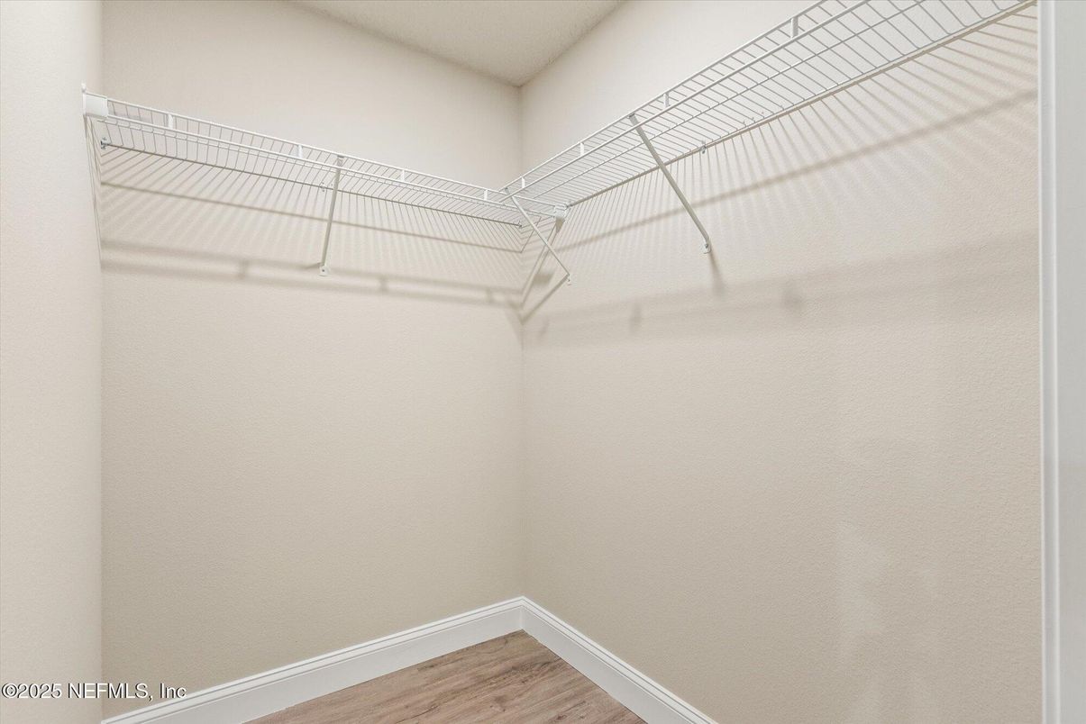 Interior, Walk-in Closets, Wood Texture Flooring