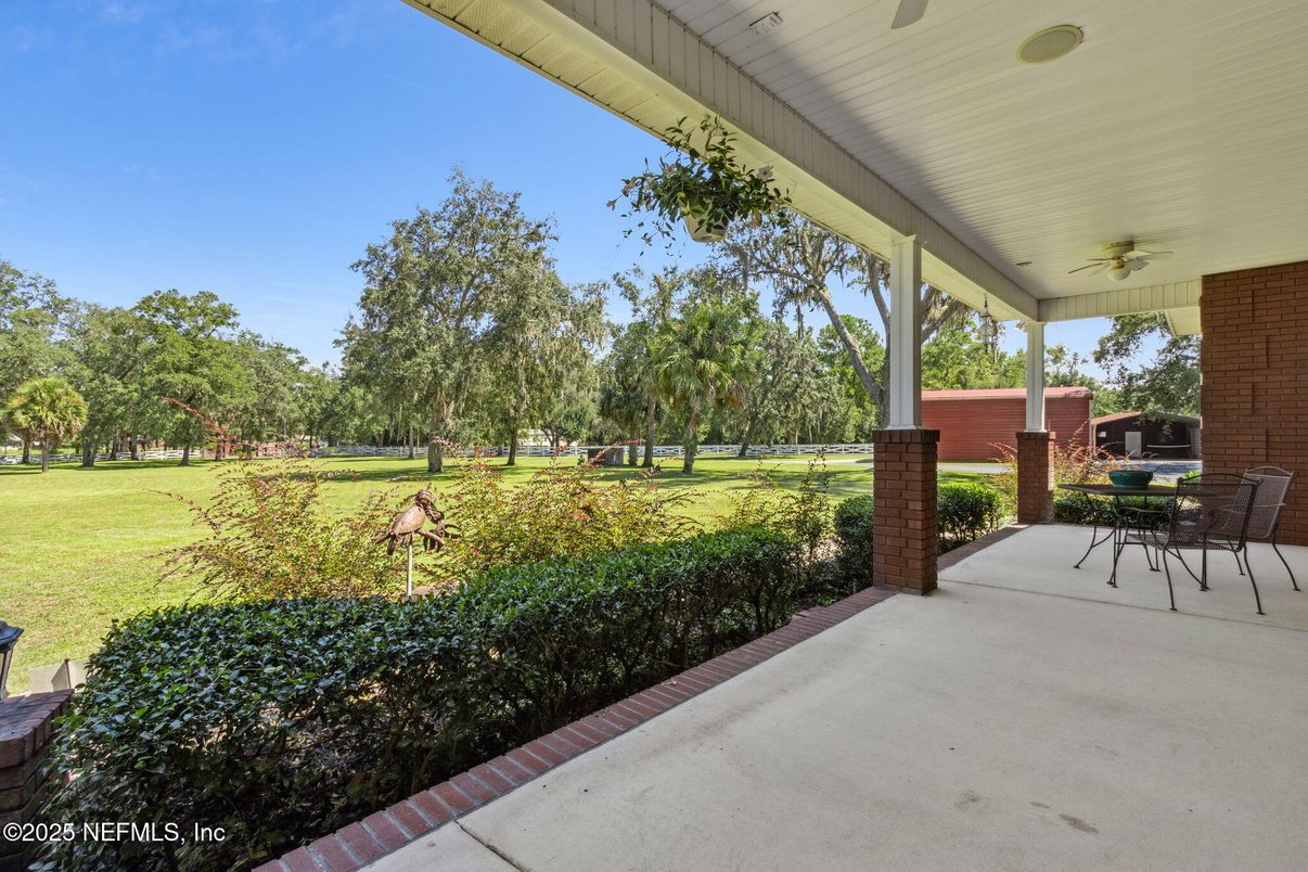 Backyard, Exterior