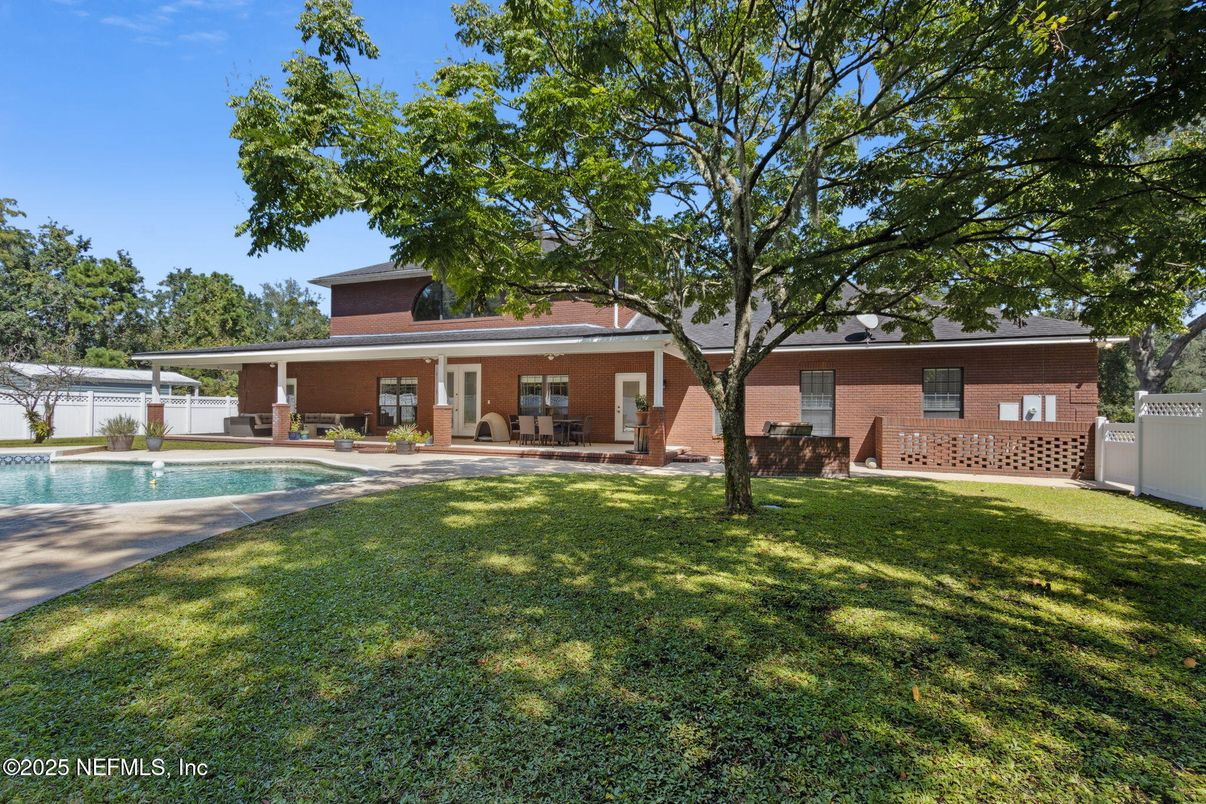 Backyard, Exterior, Pool