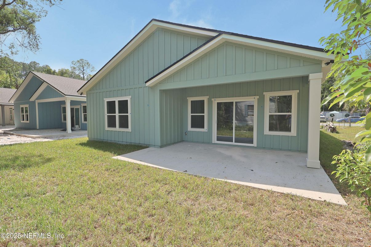 Backyard, Exterior