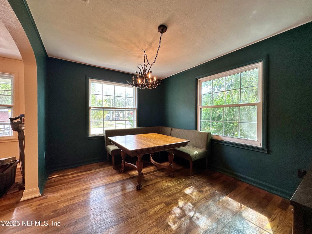 Chandelier, Dining room, Interior, Pendant Lights, Wood Texture Flooring
