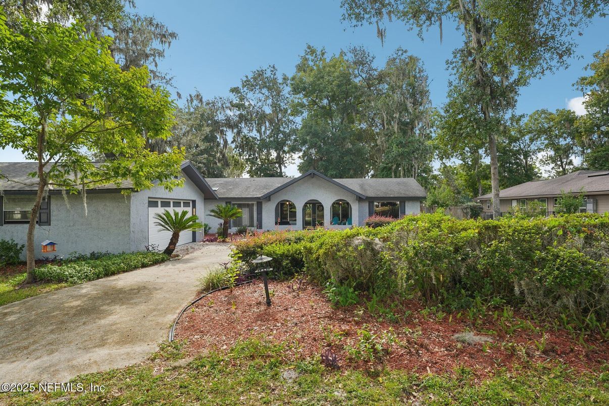 Attached, Backyard, Exterior, Facade, Ranch